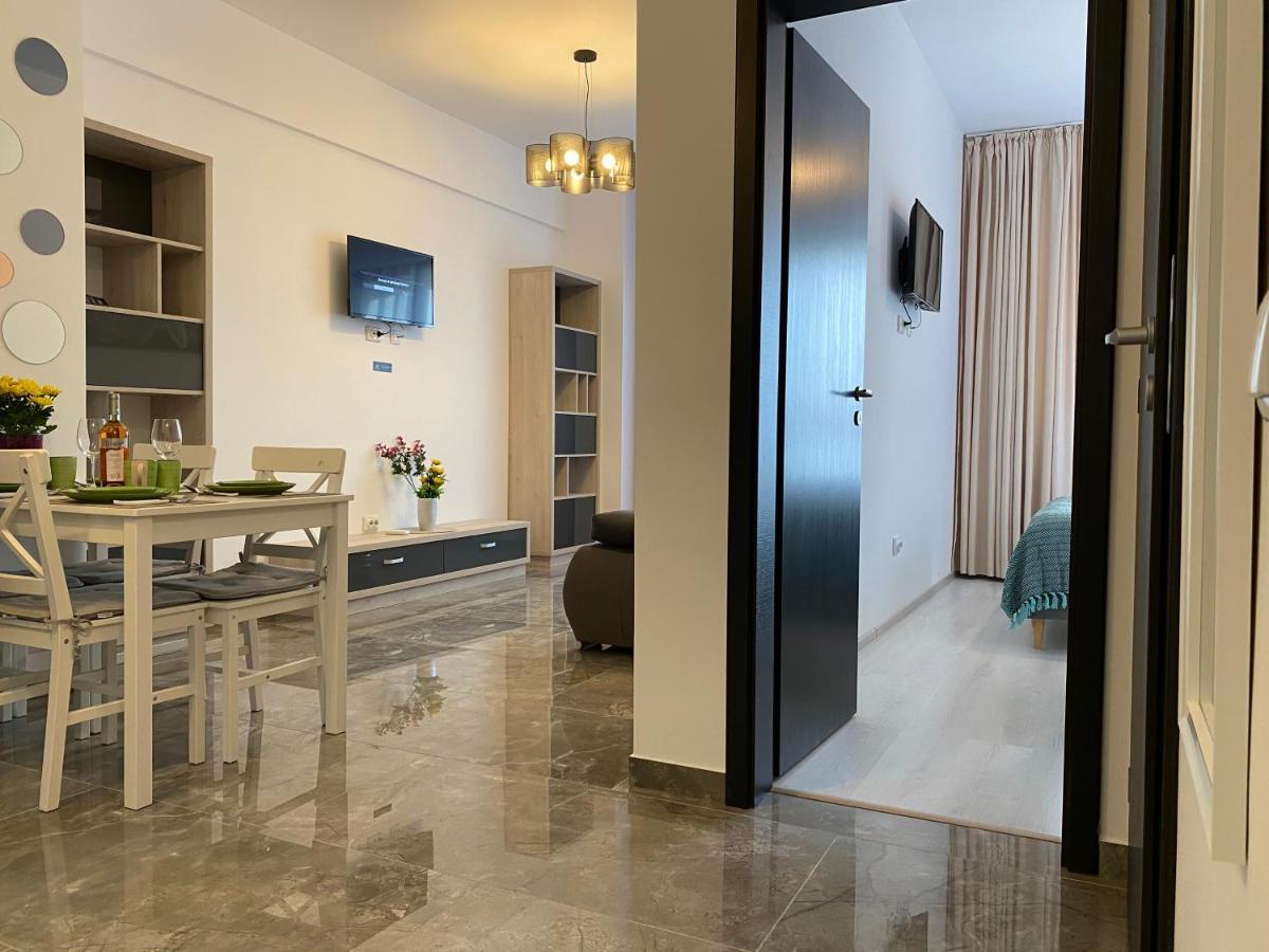 Studios & Apartments Palas By Glam Apartments 雅西 外观 照片