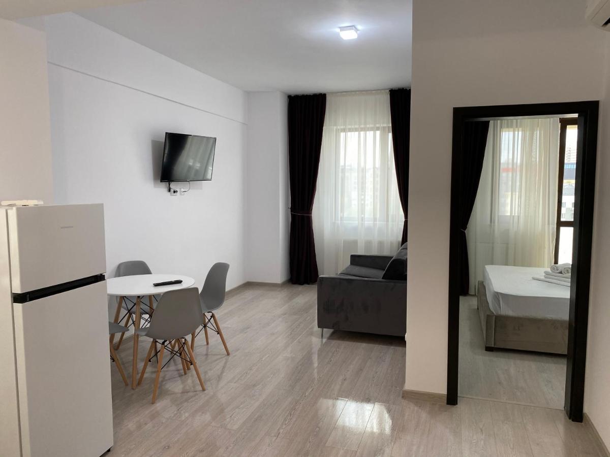 Studios & Apartments Palas By Glam Apartments 雅西 外观 照片