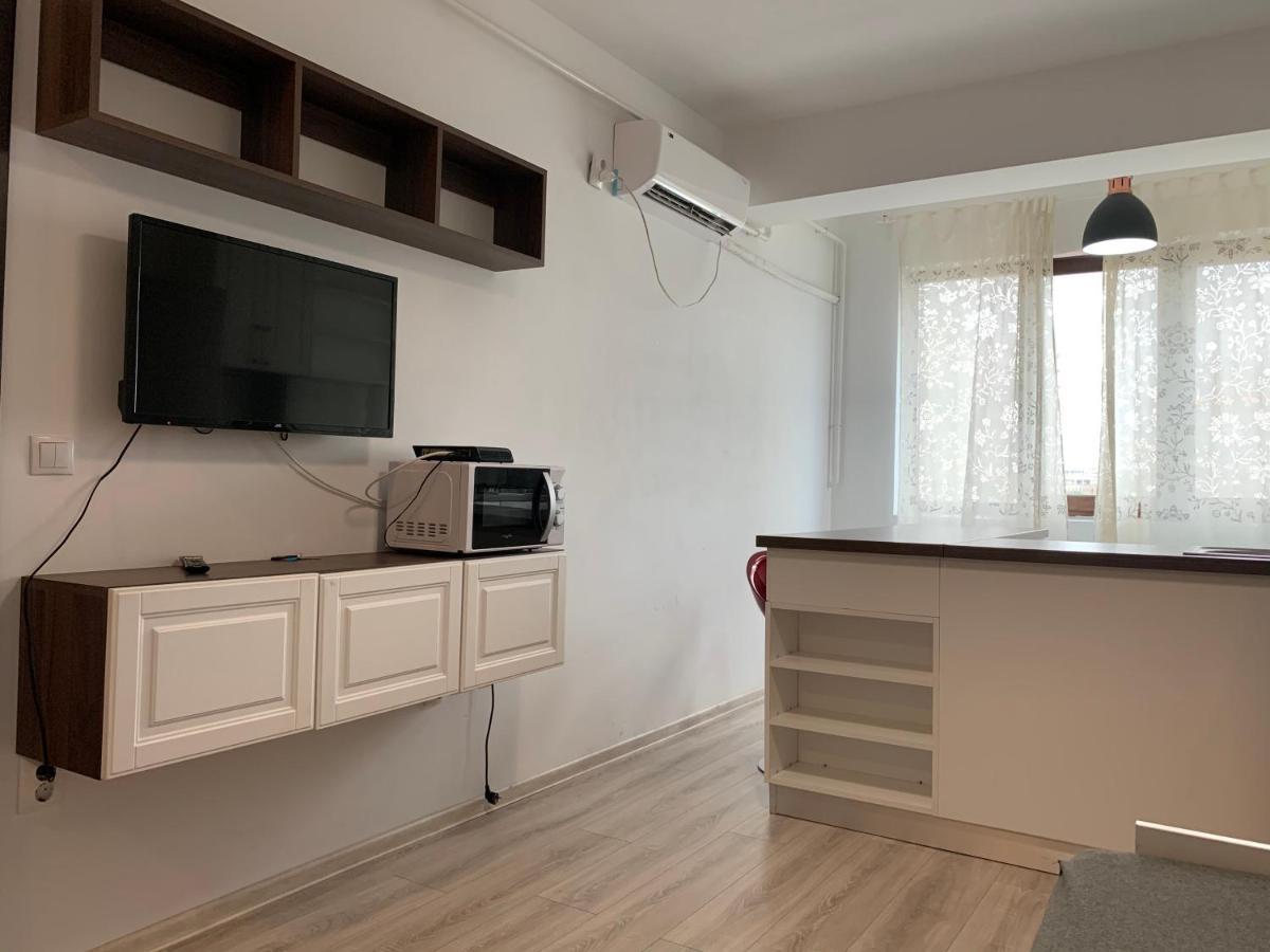 Studios & Apartments Palas By Glam Apartments 雅西 外观 照片
