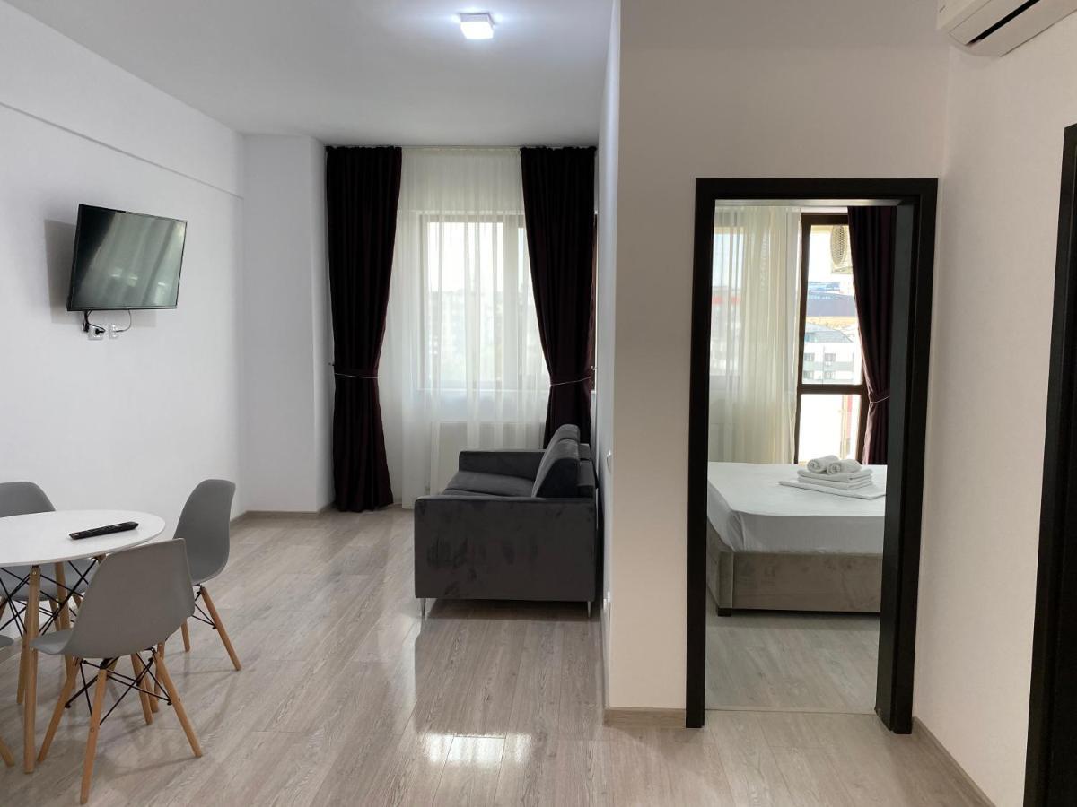 Studios & Apartments Palas By Glam Apartments 雅西 外观 照片