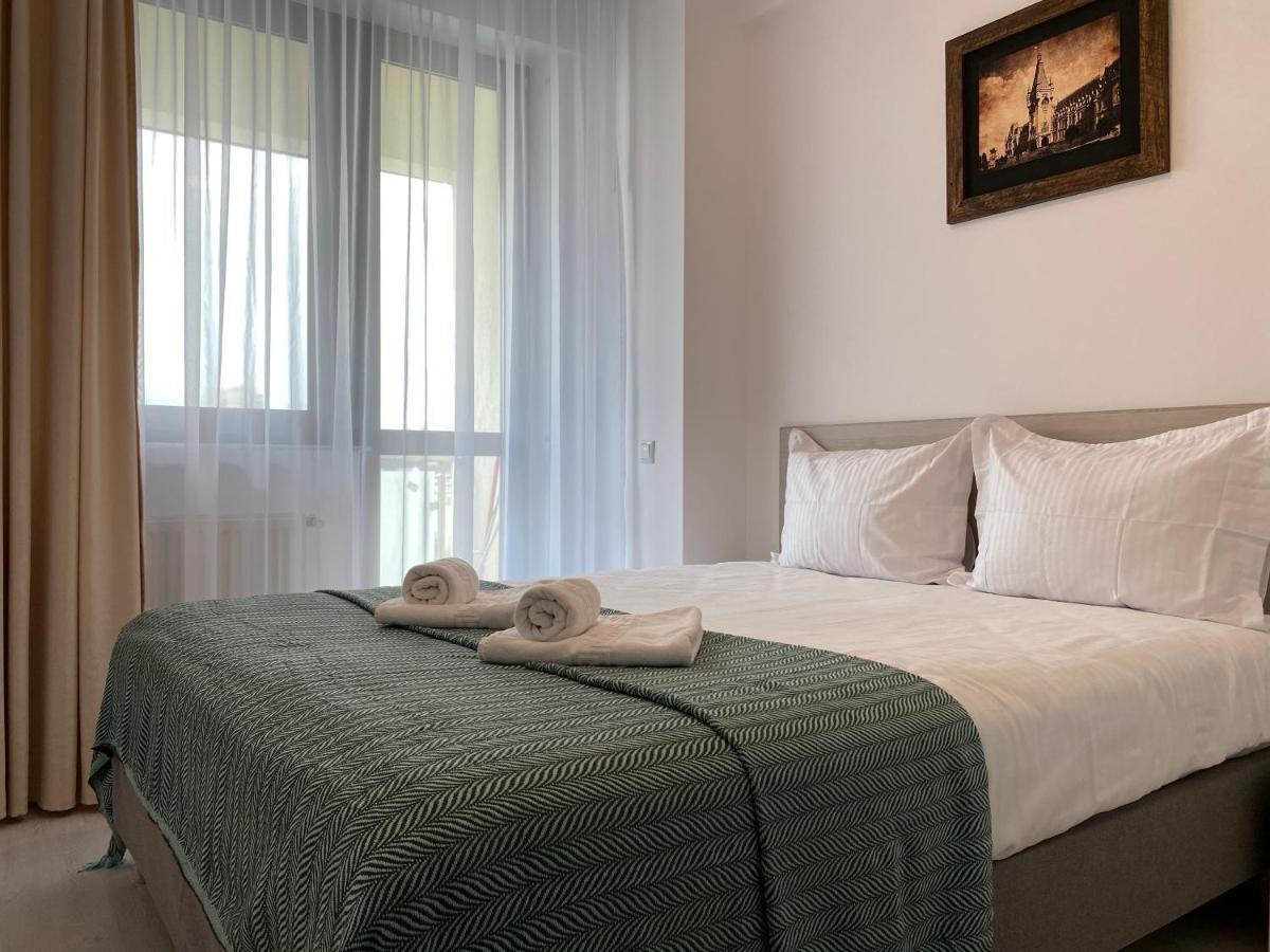 Studios & Apartments Palas By Glam Apartments 雅西 外观 照片