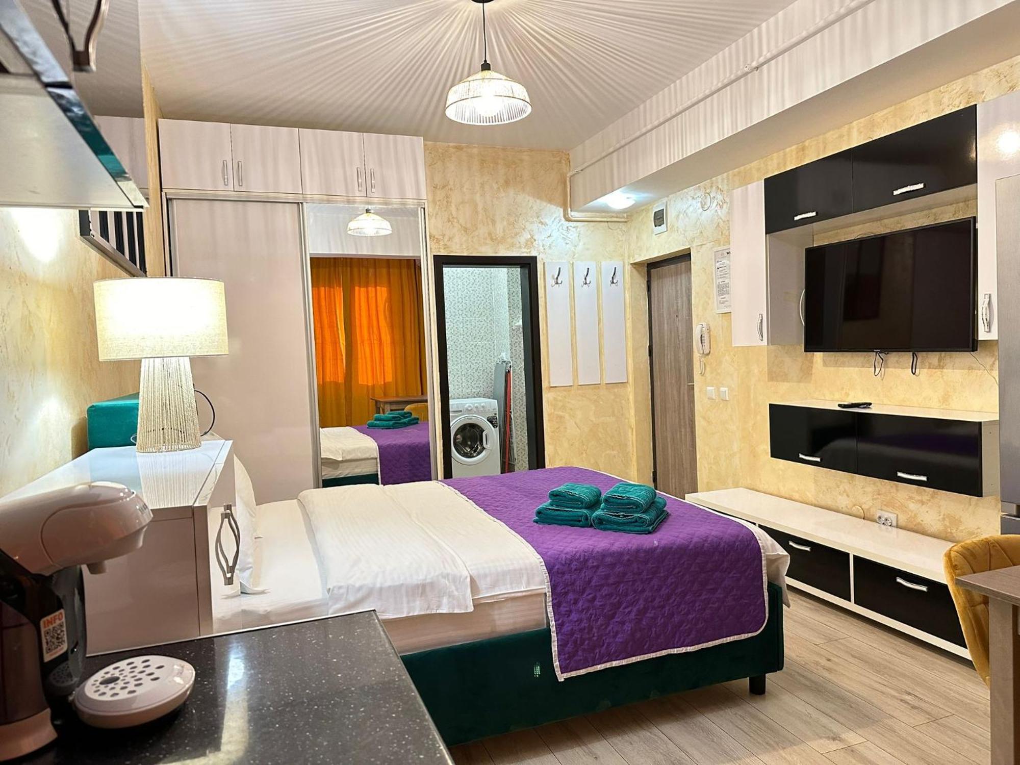 Studios & Apartments Palas By Glam Apartments 雅西 外观 照片