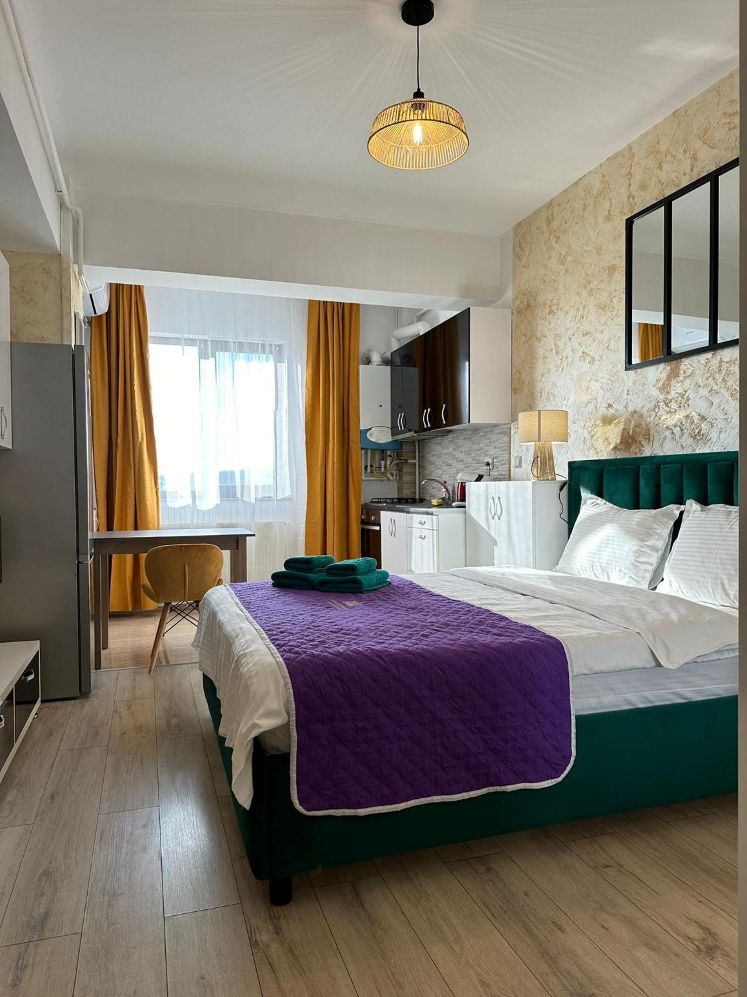 Studios & Apartments Palas By Glam Apartments 雅西 外观 照片