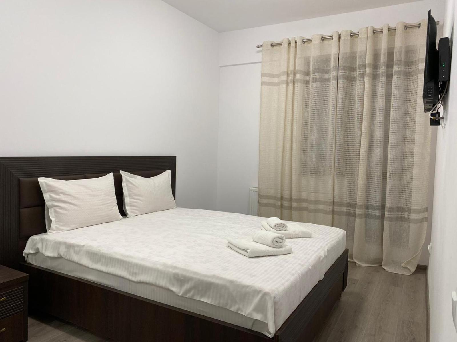 Studios & Apartments Palas By Glam Apartments 雅西 外观 照片