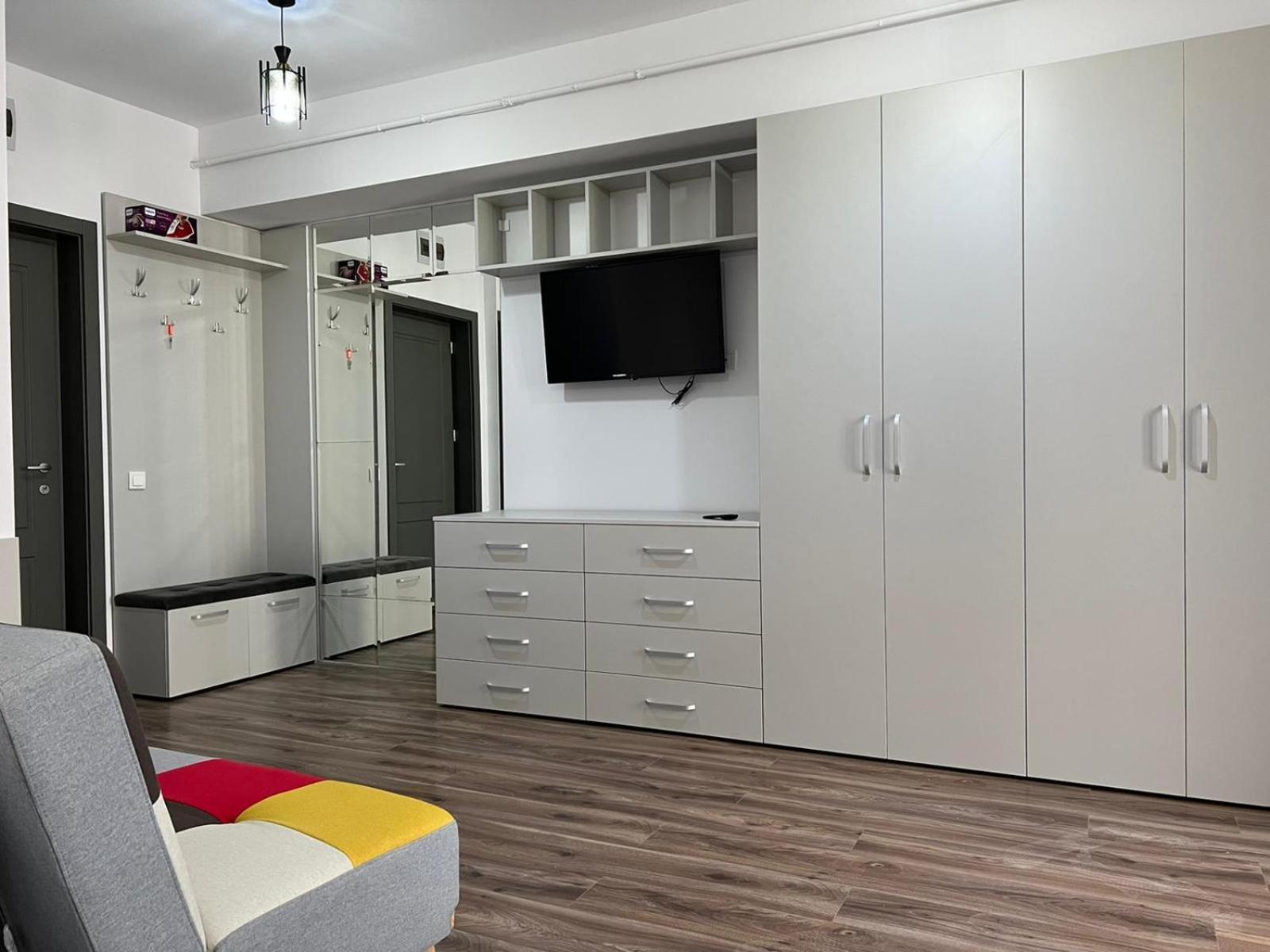 Studios & Apartments Palas By Glam Apartments 雅西 外观 照片