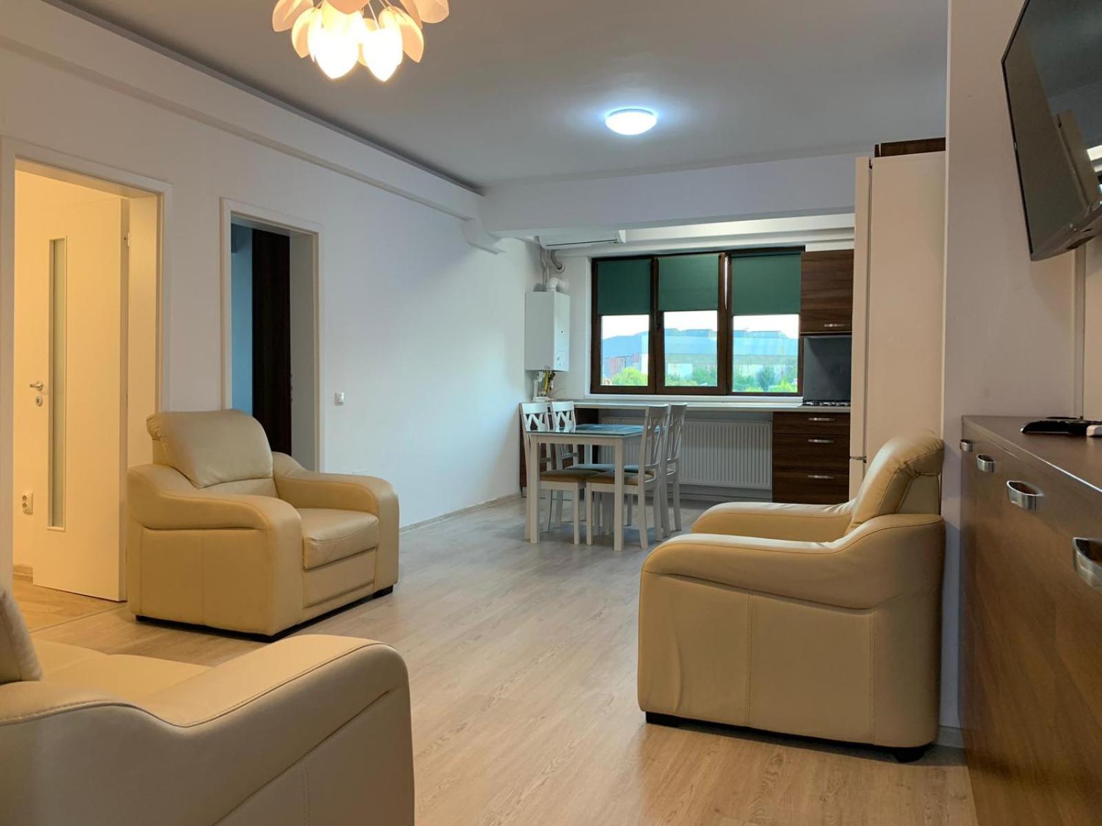 Studios & Apartments Palas By Glam Apartments 雅西 外观 照片