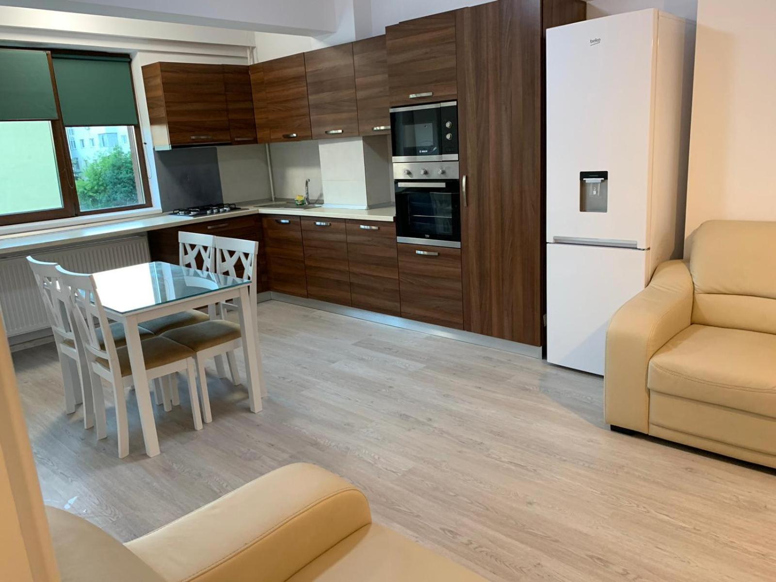 Studios & Apartments Palas By Glam Apartments 雅西 外观 照片