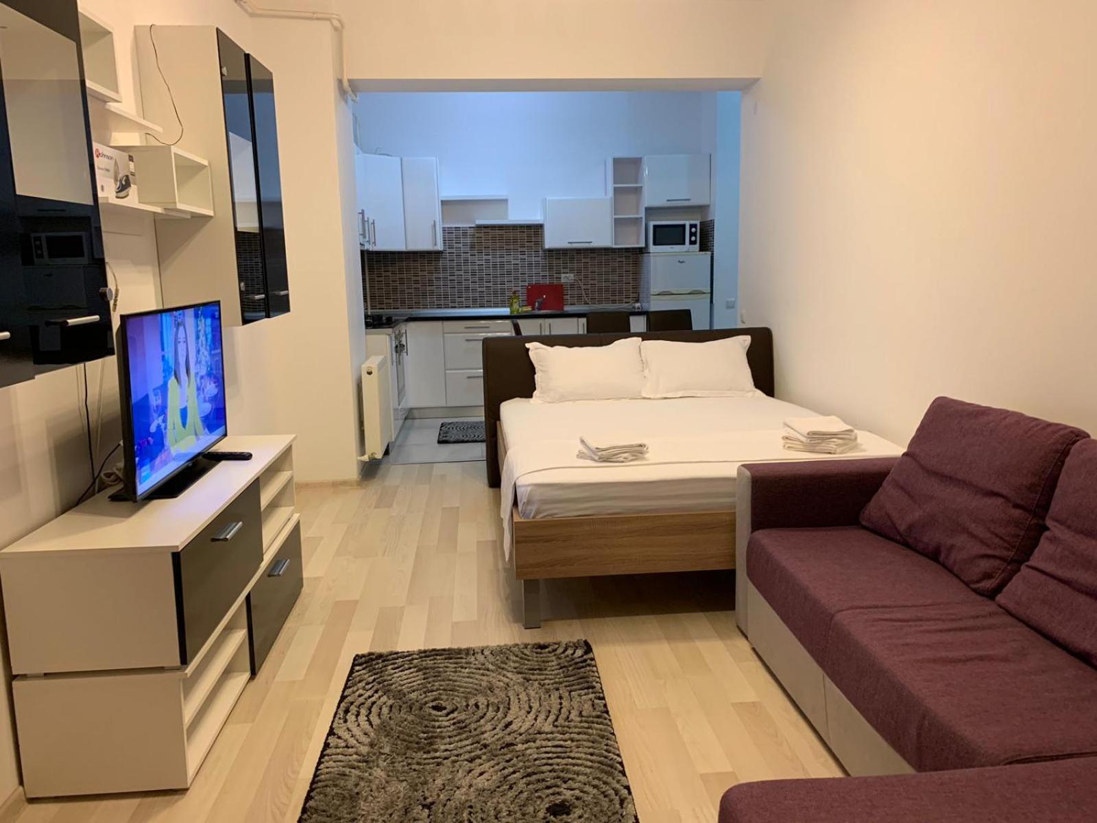 Studios & Apartments Palas By Glam Apartments 雅西 外观 照片